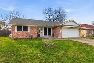 1634 Camara Ct, Grand Prairie, TX 75051 - Photo 28