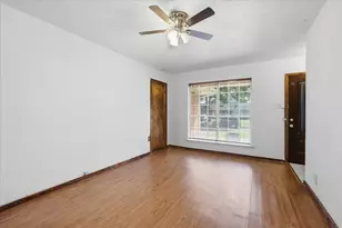 1634 Camara Ct, Grand Prairie, TX 75051 - Photo 4