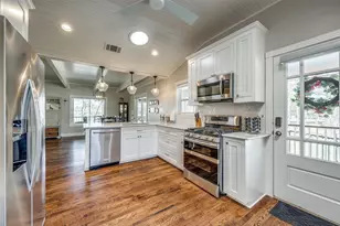 810 Kiowa Dr E, Lake Kiowa, TX 76240 - Photo 30