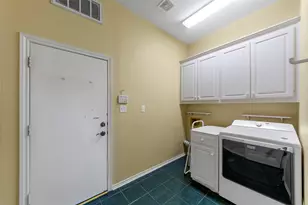 917 Hills Creek Dr, McKinney, TX 75072 - Photo 8