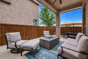 2841 Edinburgh, Carrollton, TX 75006 - Photo 32