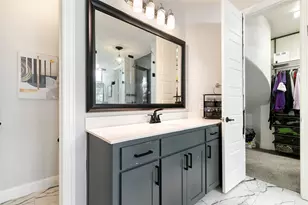 4901 Meadow Creek Dr, McKinney, TX 75070 - Photo 16