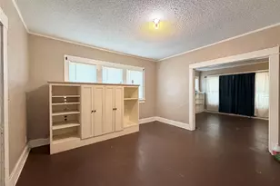 900 W Central Ave, Fort Worth, TX 76164 - Photo 6