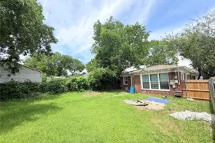 900 W Central Ave, Fort Worth, TX 76164 - Photo 16