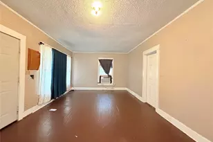 900 W Central Ave, Fort Worth, TX 76164 - Photo 4