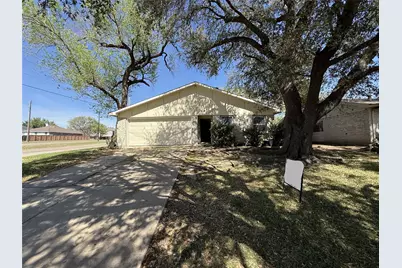 5002 Longhorn Trail, Garland, TX 75043 - Photo 1