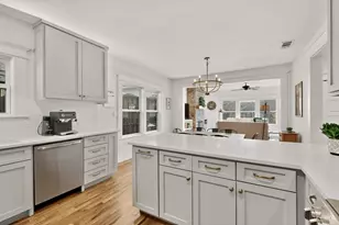 835 S Edgefield Ave, Dallas, TX 75208 - Photo 18