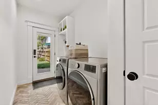 835 S Edgefield Ave, Dallas, TX 75208 - Photo 34