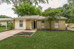 905 Hawthorne Dr, Allen, TX 75002 - Photo 2