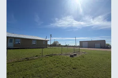 1346 Polk Rd, Bowie, TX 76360 - Photo 26