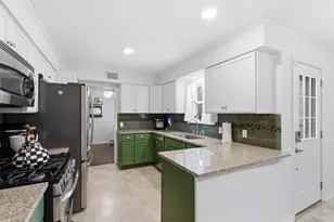 3241 Lockmoor Ln, Dallas, TX 75220 - Photo 16