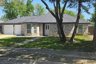 3604 Lily Ln, Rowlett, TX 75089 - Photo 2