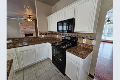 329 Tranquility Lane, Cedar Hill, TX 75104 - Photo 6