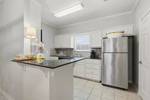 1809 S 11th St, Waco, TX 76706 - Photo 10