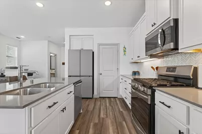 6064 Silverado Trail, McKinney, TX 75070 - Photo 10