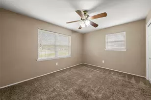 436 Topeka Dr, Woodway, TX 76712 - Photo 12