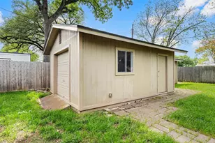 436 Topeka Dr, Woodway, TX 76712 - Photo 22