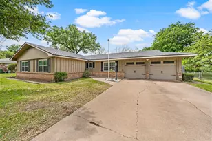 436 Topeka Dr, Woodway, TX 76712 - Photo 2