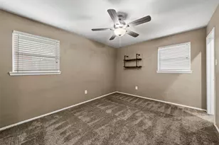 436 Topeka Dr, Woodway, TX 76712 - Photo 14