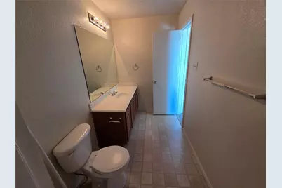 2326 Kingsway Drive, Arlington, TX 76012 - Photo 18