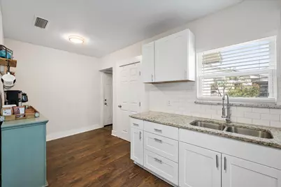 2215 W Park Row Boulevard, Corsicana, TX 75110 - Photo 18