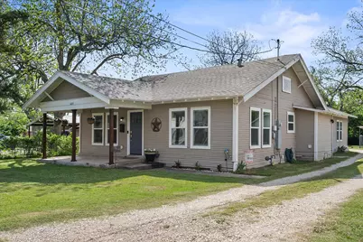 2215 W Park Row Boulevard, Corsicana, TX 75110 - Photo 1