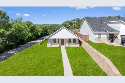 2601 Hutchinson Street, Fort Worth, TX 76106 - Photo 2