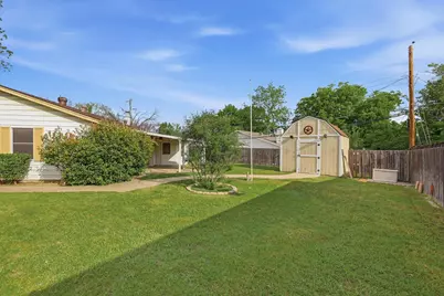 3901 Woodlane Avenue, Haltom City, TX 76117 - Photo 24