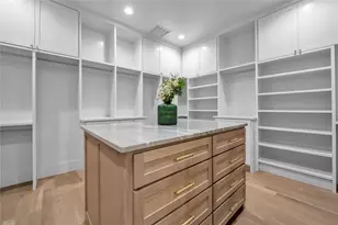 419 W Colorado Blvd, Dallas, TX 75208 - Photo 22