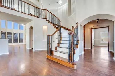 2260 Bald Eagle Way, Grand Prairie, TX 75052 - Photo 4