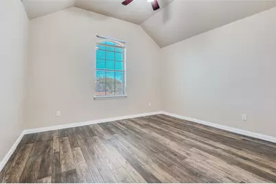 2260 Bald Eagle Way, Grand Prairie, TX 75052 - Photo 18