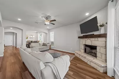 10232 Driskill Drive, Waco, TX 76708 - Photo 4