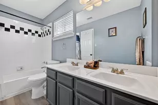 757 Summit Run, Lewisville, TX 75077 - Photo 32