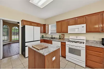 757 Summit Run, Lewisville, TX 75077 - Photo 16