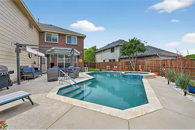 757 Summit Run, Lewisville, TX 75077 - Photo 4