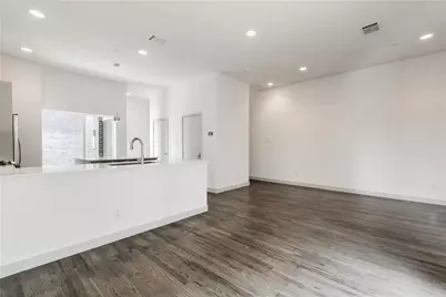 2290 N Fitzhugh Avenue #20, Dallas, TX 75204 - Photo 10