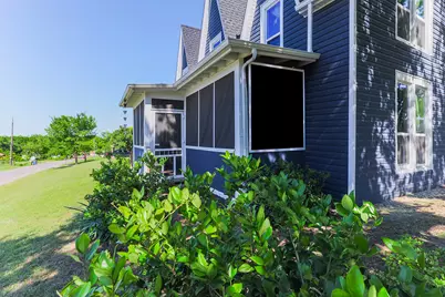 453 E Marshall Street, Van Alstyne, TX 75495 - Photo 4