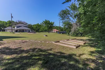 453 E Marshall Street, Van Alstyne, TX 75495 - Photo 30