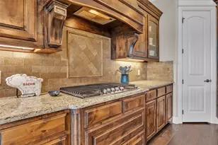 209 Martin Dr, Granbury, TX 76049 - Photo 10