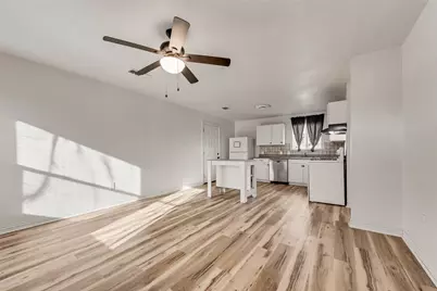 1303 S Medora Street, Terrell, TX 75160 - Photo 2