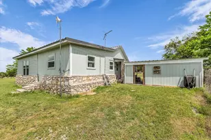 1037 County Rd 2004, Glen Rose, TX 76043 - Photo 22