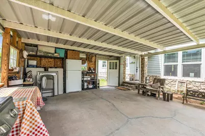 1037 County Road 2004, Glen Rose, TX 76043 - Photo 20