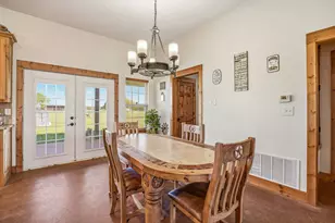 1186 County Rd 1024, Glen Rose, TX 76043 - Photo 12