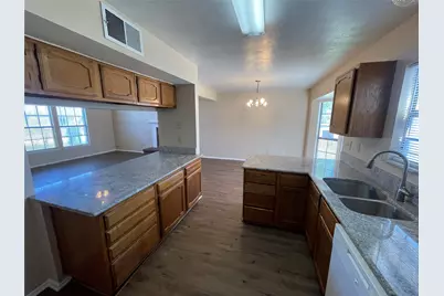 1218 Greenbriar Lane, Lancaster, TX 75146 - Photo 12