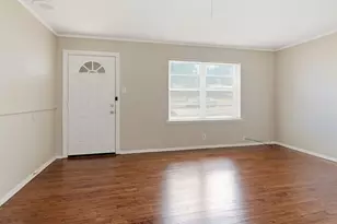 6500 Callahan Ct, Fort Worth, TX 76112 - Photo 2