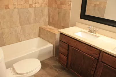 809 W Northgate Drive, Irving, TX 75062 - Photo 12