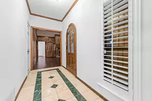 3010 Club Hill Dr, Garland, TX 75043 - Photo 4