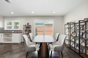 11411 Park Central Pl, Dallas, TX 75230 - Photo 14