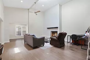 11411 Park Central Pl, Dallas, TX 75230 - Photo 12