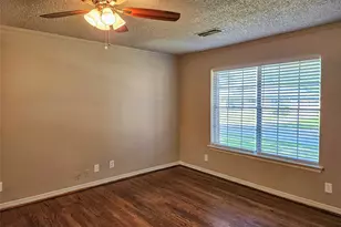 1316 Lexington Dr, Garland, TX 75041 - Photo 4